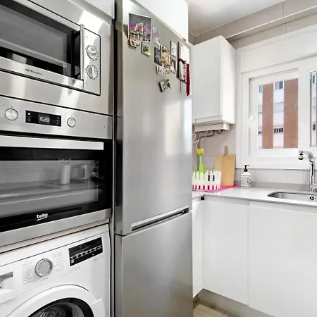 Cozy In Stylish Flat Just Steps From The Cadiz